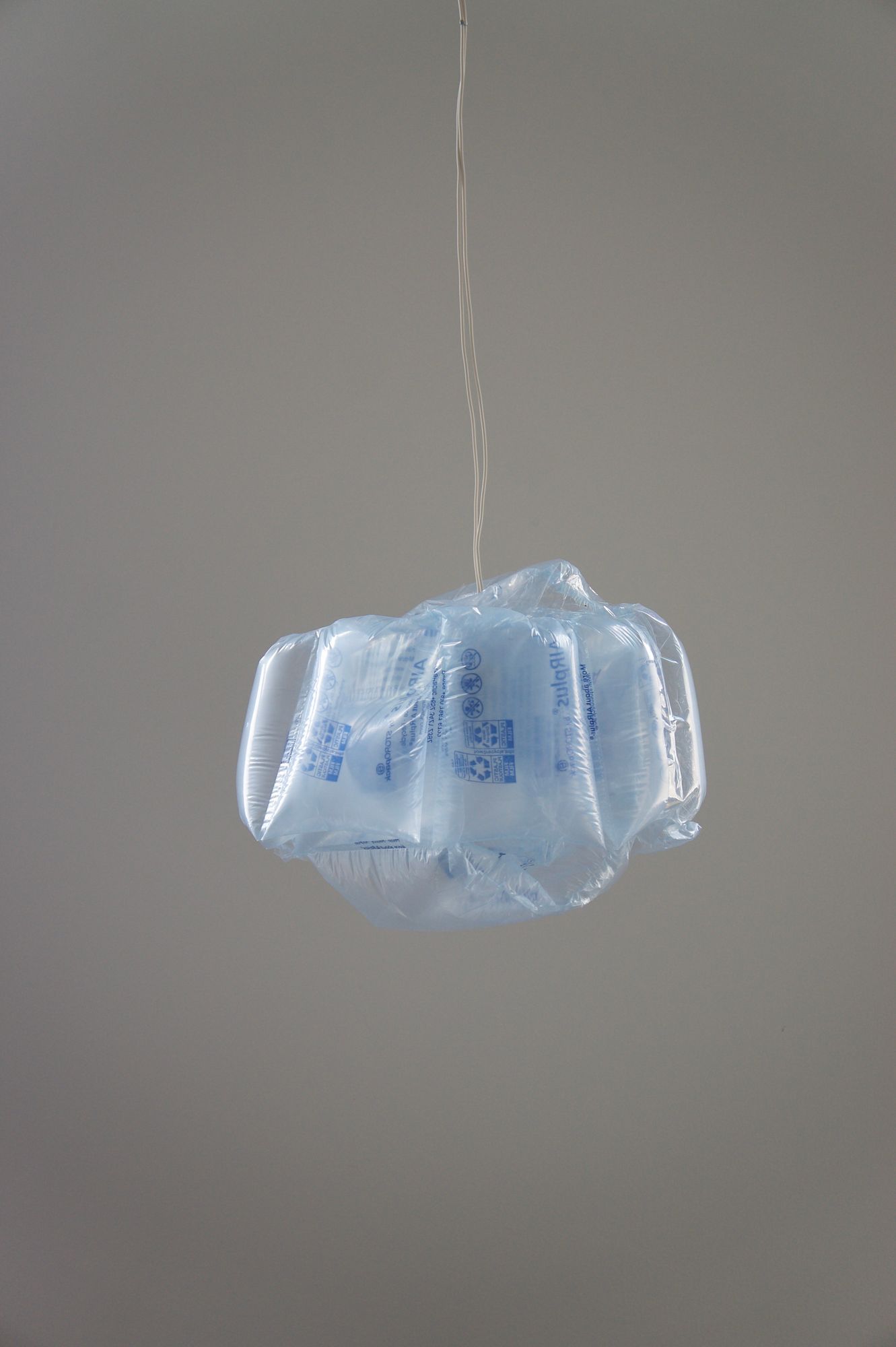 Experiments in Tracing the Boundaries of a Bulb I